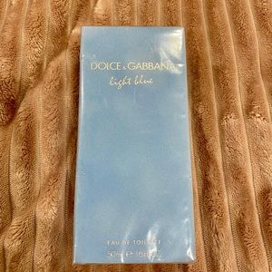 Dolce & Gabbana Light blue perfume